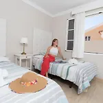 Villa Santiago La Playa de Tauro